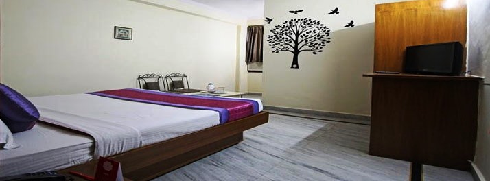 1673/Hotel Nice Palace - New Delhi 06.jpg